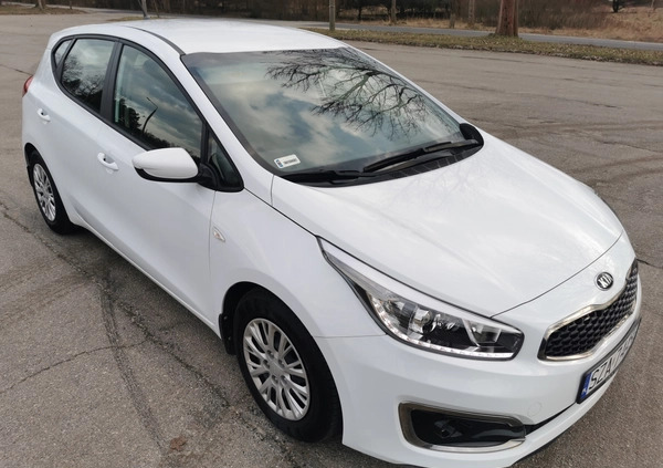 Kia Ceed cena 43999 przebieg: 71000, rok produkcji 2017 z Zawiercie małe 326